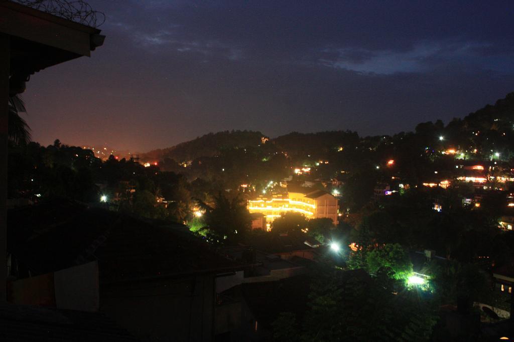Imaaga Kandy Residence Buitenkant foto
