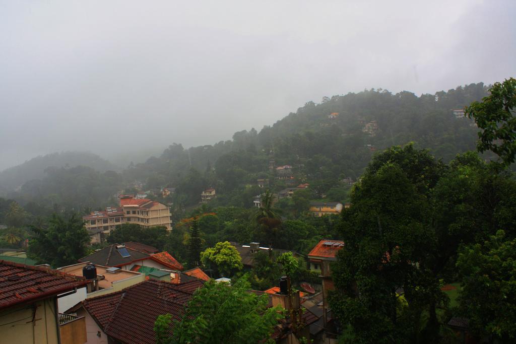 Imaaga Kandy Residence Buitenkant foto